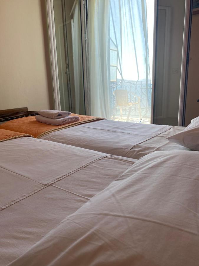 Hotel Areti Aegina Buitenkant foto