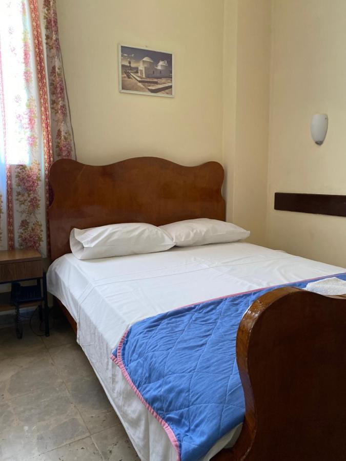 Hotel Areti Aegina Buitenkant foto