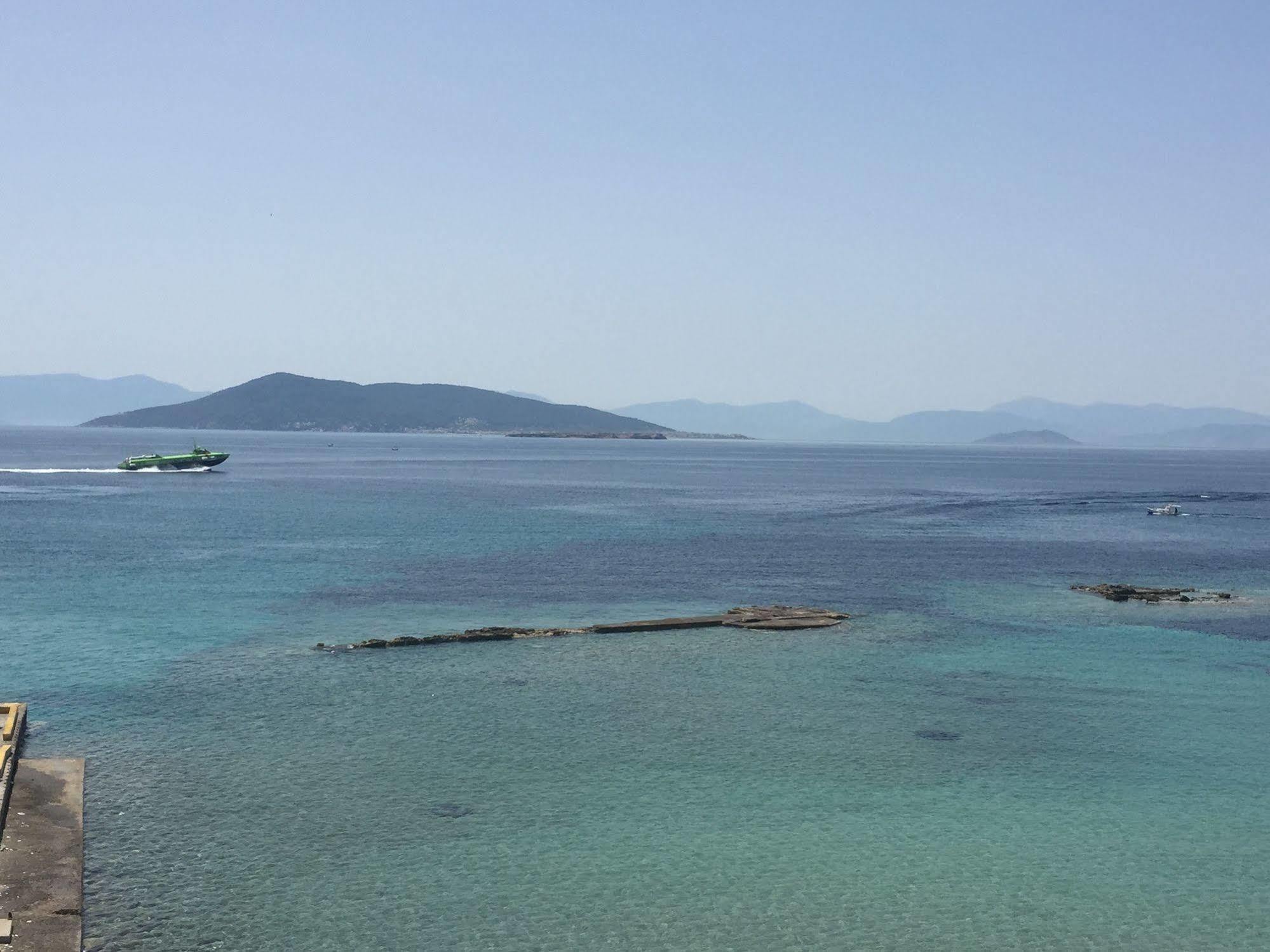 Hotel Areti Aegina Buitenkant foto