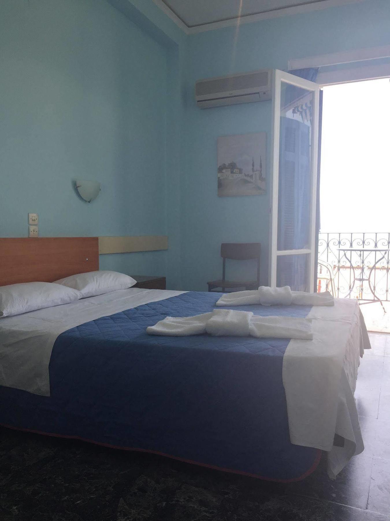 Hotel Areti Aegina Buitenkant foto
